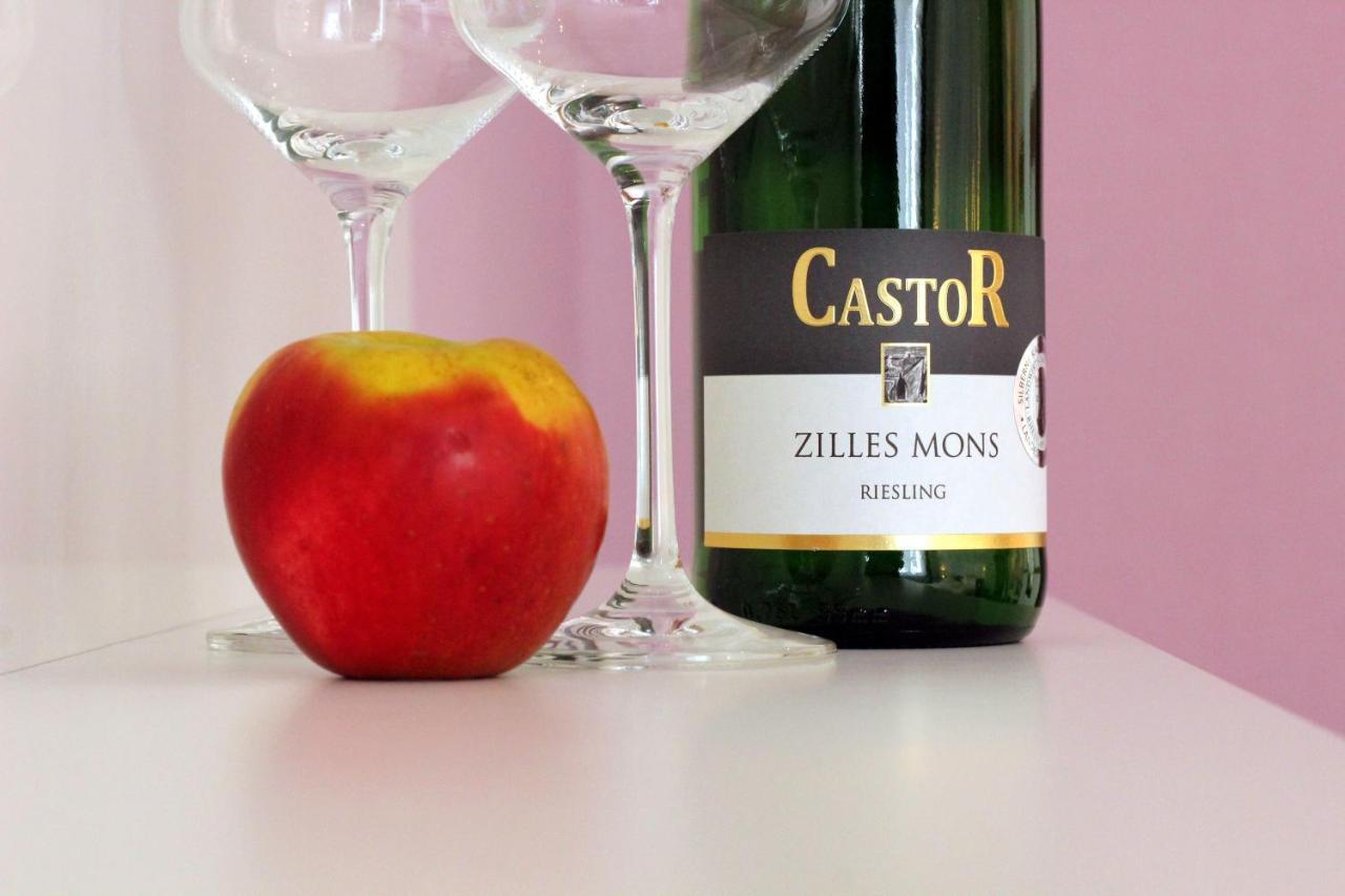 Weinstube Bycastors 호텔 트라이스카르덴 외부 사진